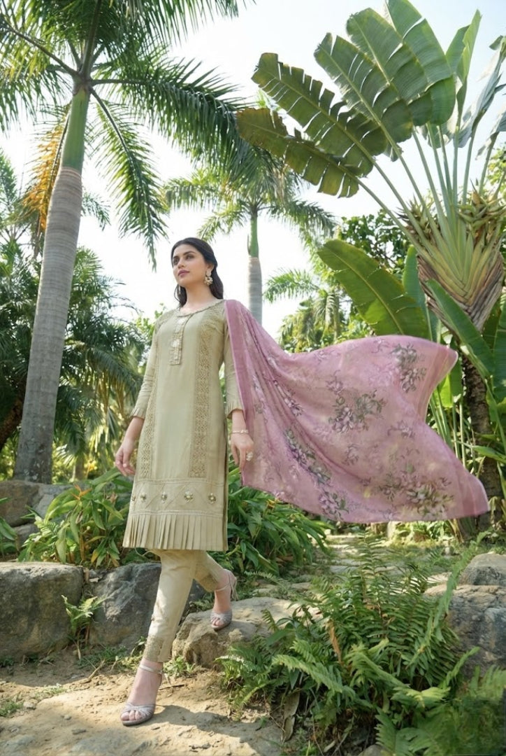 Designer Faux Georgette Readymade Pakistani Suit